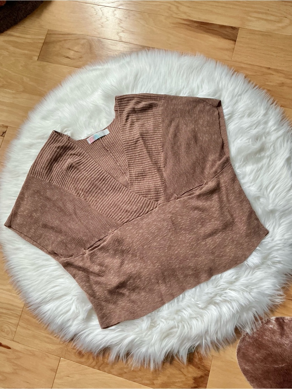 Free People Beach V-Neck Bat Wing Cropped Sweater Top in Mauve Brown Size Small